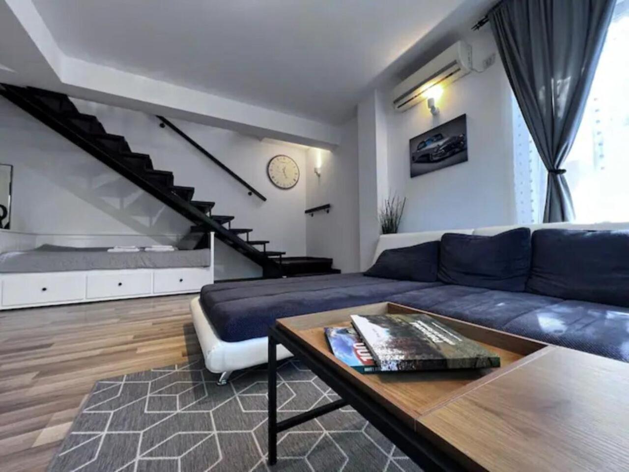Vila Luminoasa Cu Curte Privata Bukares Bagian luar foto