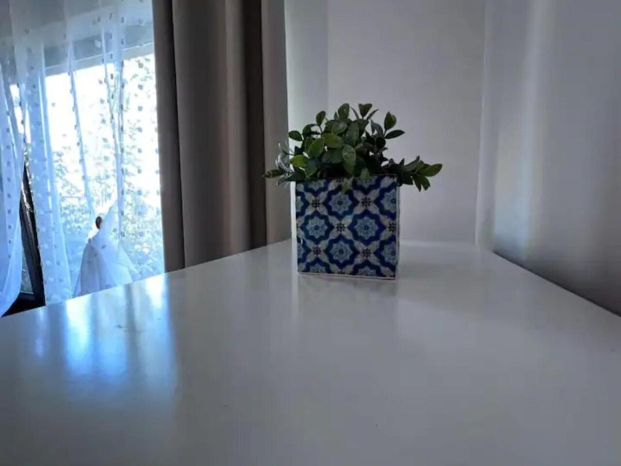 Vila Luminoasa Cu Curte Privata Bukares Bagian luar foto