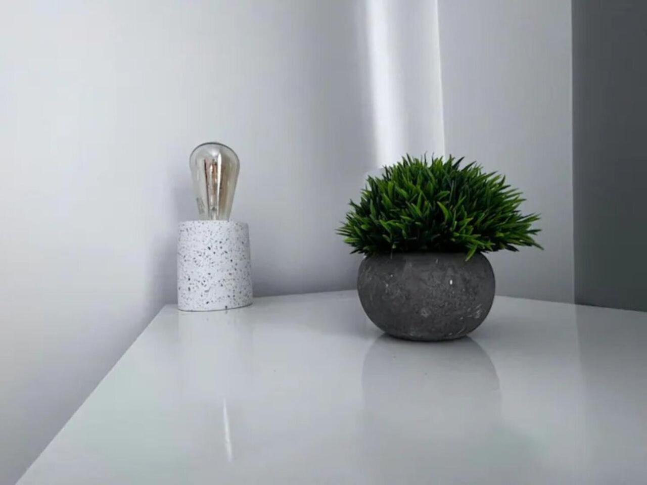Vila Luminoasa Cu Curte Privata Bukares Bagian luar foto