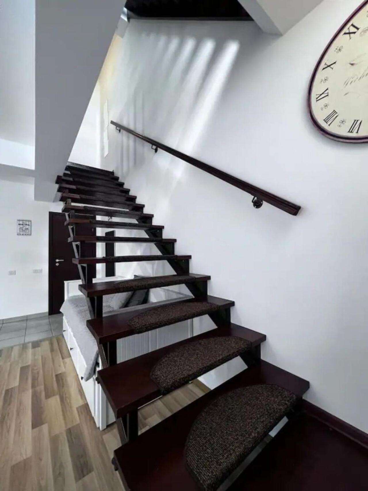Vila Luminoasa Cu Curte Privata Bukares Bagian luar foto